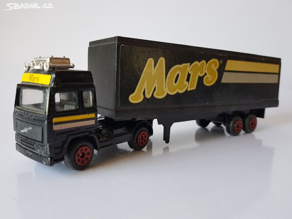 Corgi Truck Volvo Mars