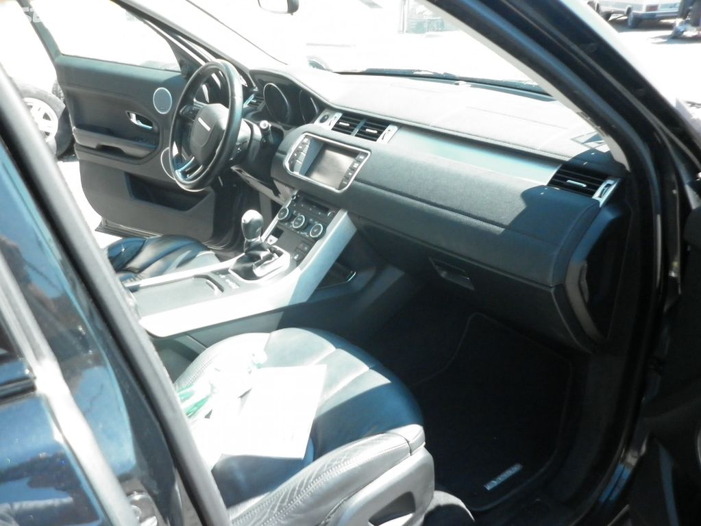 Land Rover Evoque palubni deska airbagy pásy