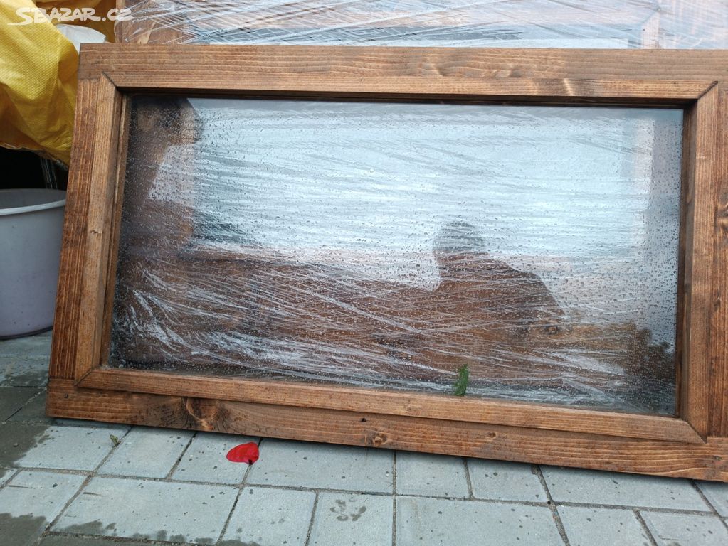 Okno dřevěné sklo