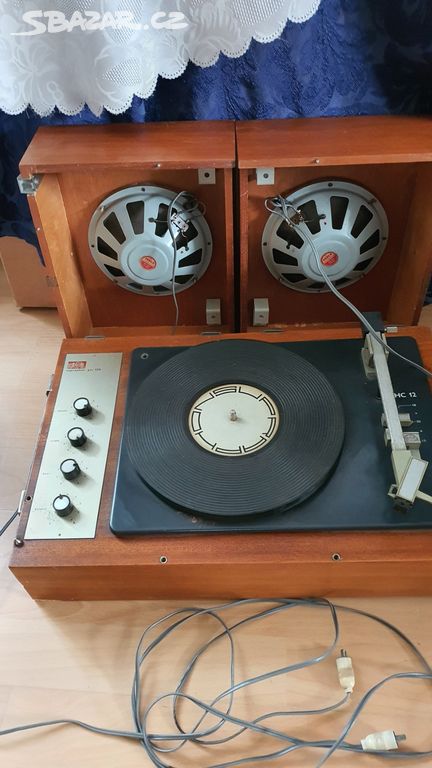 Retro gramofon TESLA nefunkční+reproduktory