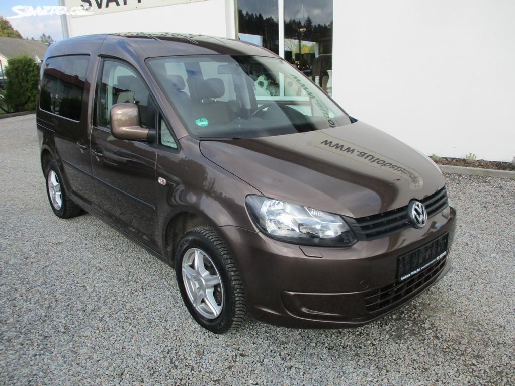 Volkswagen Caddy, 1.6 TDi 7 míst nová STK