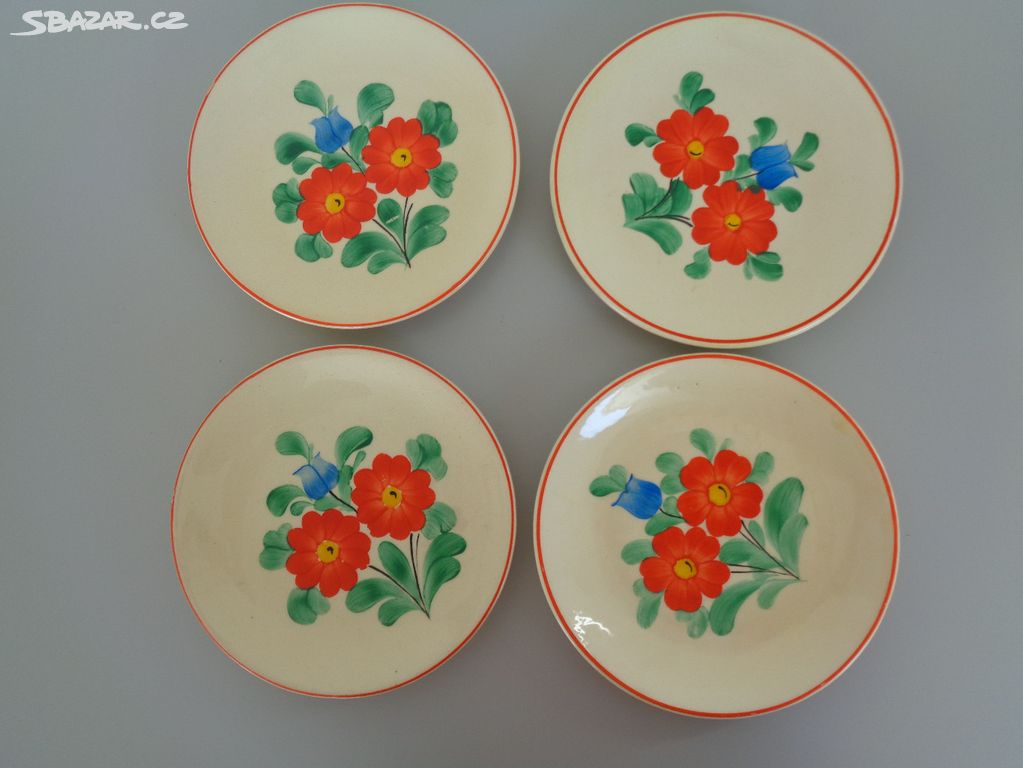 Stará ručně malovaná keramika - 4 dezertní talířky