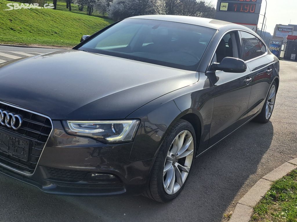 Audi A5 face lift 2.0 quattro dily z celeho vozu