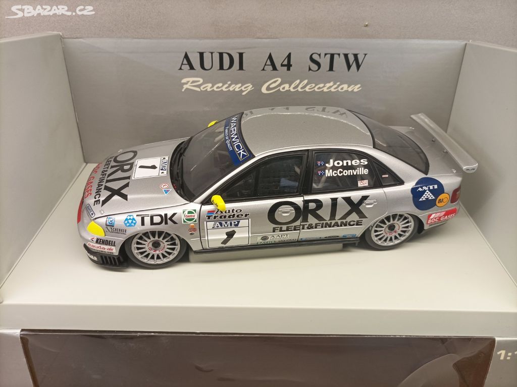 Audi A4 STW UT Models 1:18