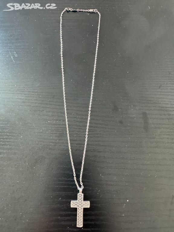 Stříbrný náhrdelník Zancan s přívěskem kříž