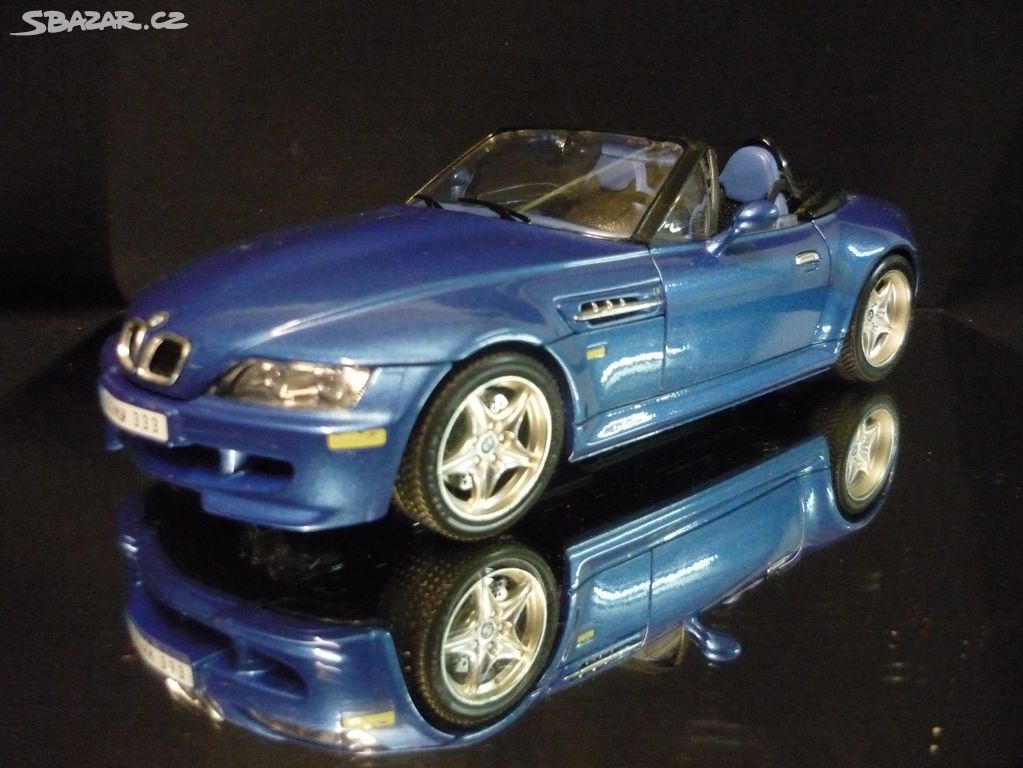 BMW M Roadster modrý Bburago 1/18