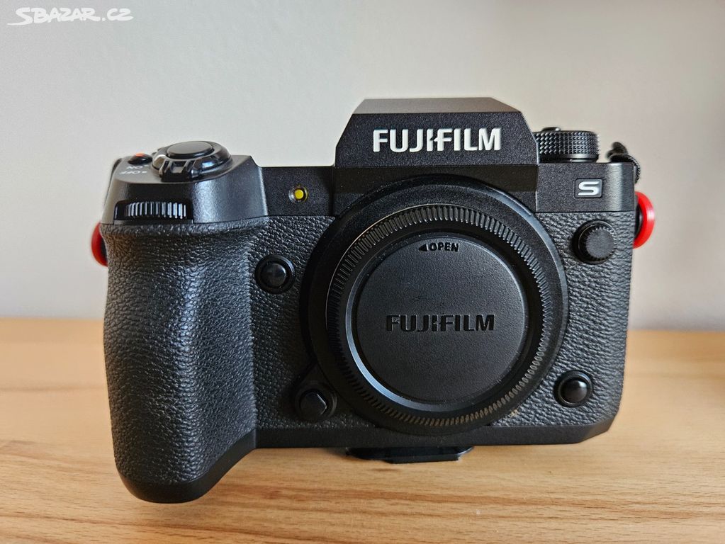 Fujifilm X-H2S v záruce