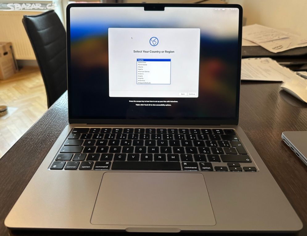 Apple MacBook AIR M2 Kompletní jako NOVÝ