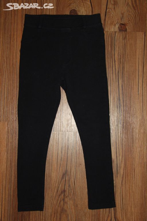 černé legíny (styl kalhoty) vel. 110