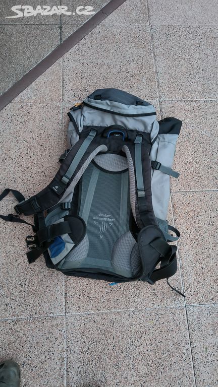 Trekový batoh Deuter Futura 38 AC