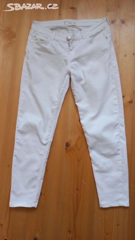 kalhoty bílé dlouhé a krátké šortky velikost 34