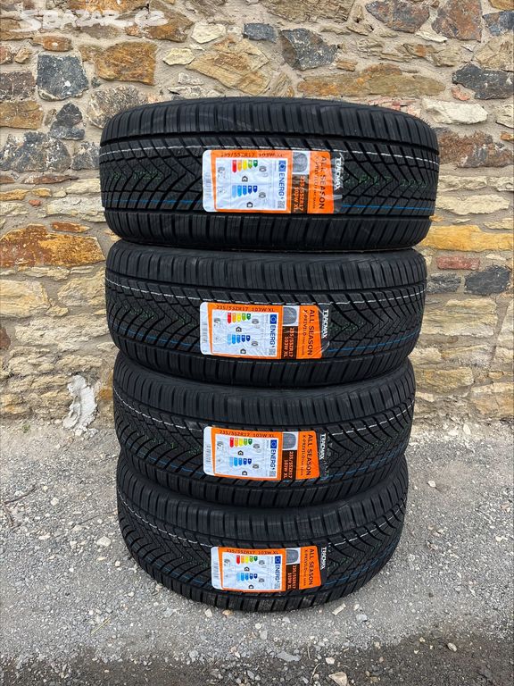 235/55 r17 Nové celoroční pneu Tracmax 235/55 R17