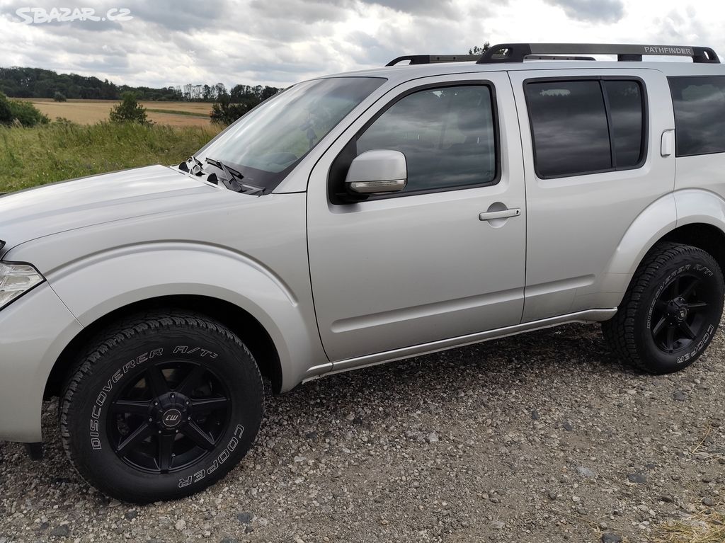 Nissan Pathfinder 2.5 DCi 140kw 2011