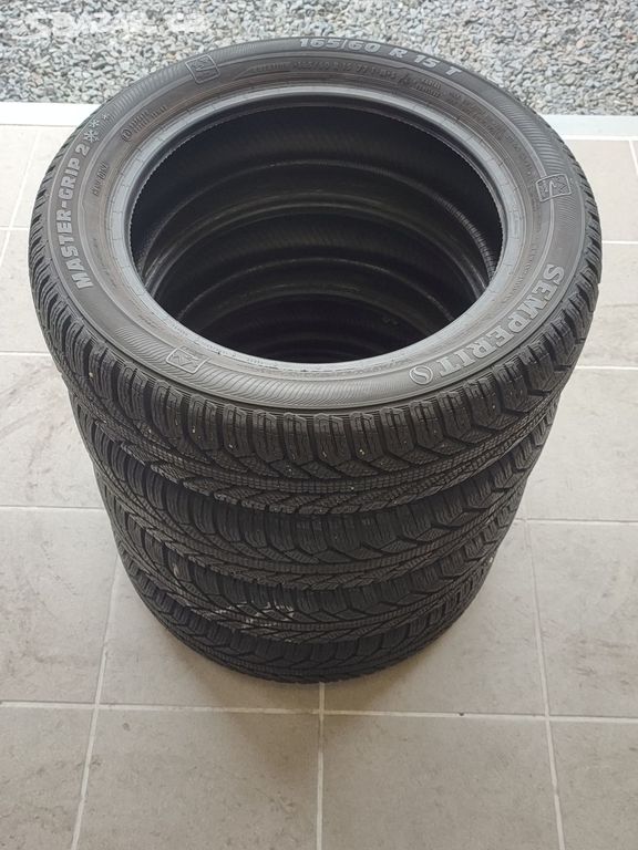Zimní pneu Semperit 165/60/15 77T