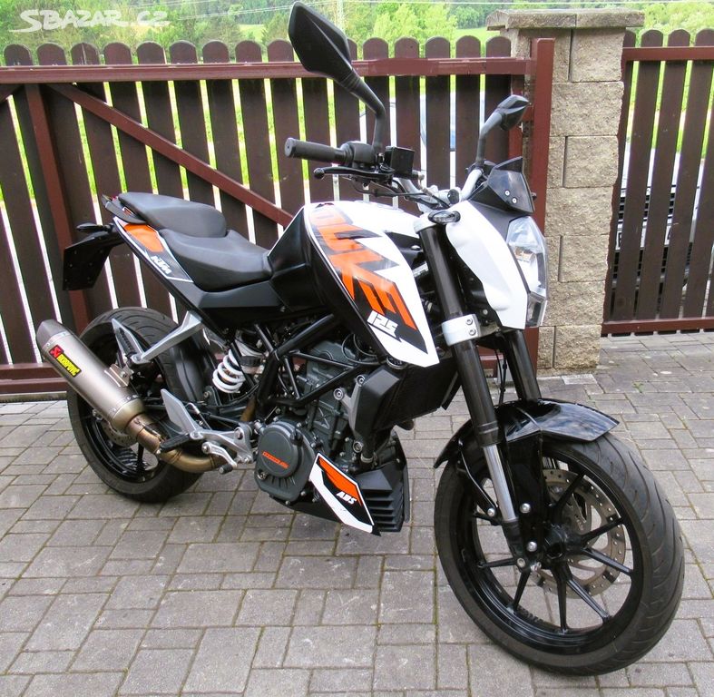 Motocykl KTM 125 ABS