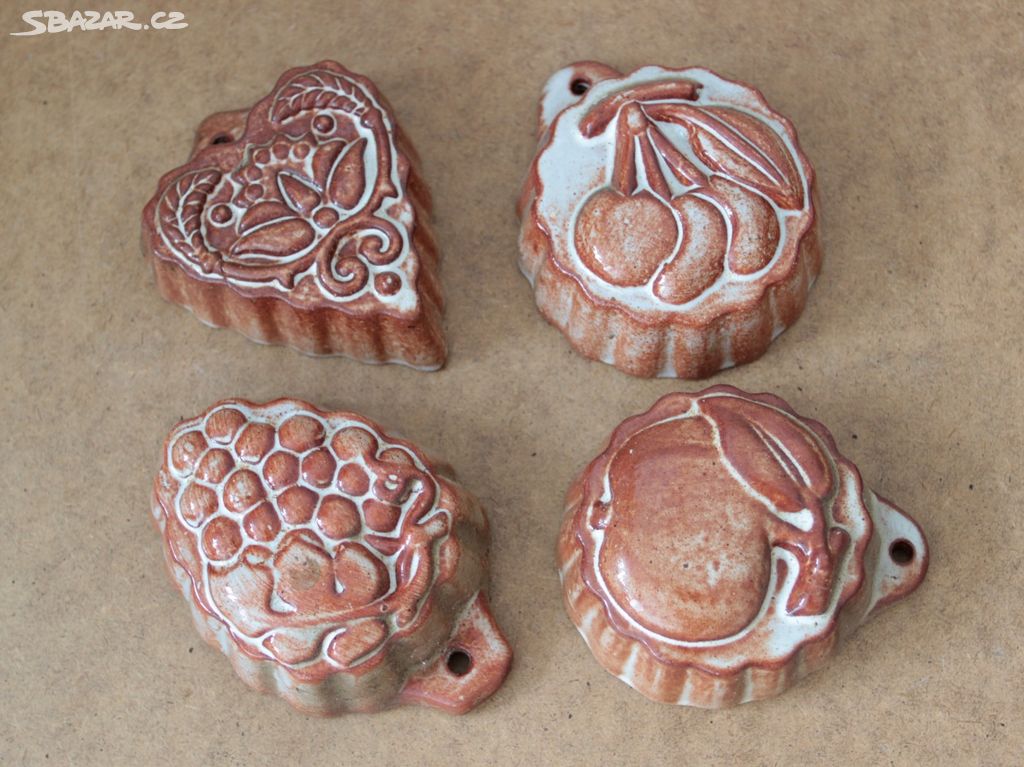 4 keramické formičky