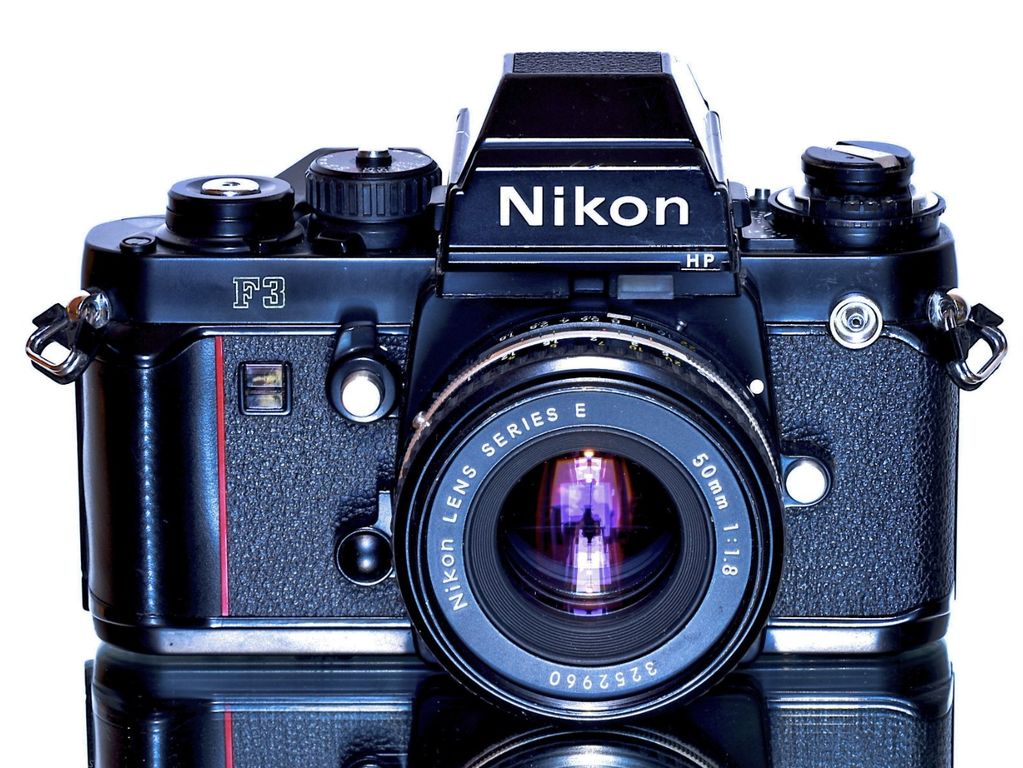 Nikon F3 HP + Nikkor Pancake 1,8/50mm