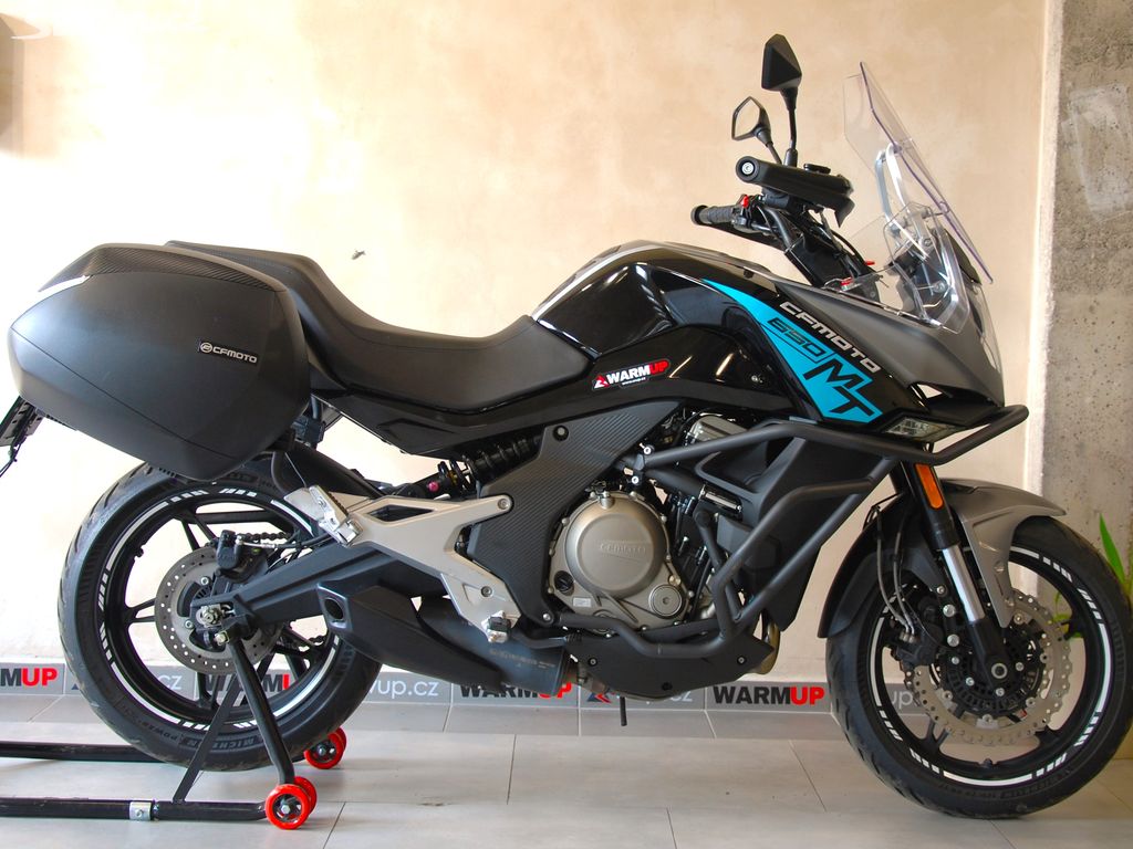 CFMOTO 650 MT Premium-krásný stav,1. maj, 11 460km