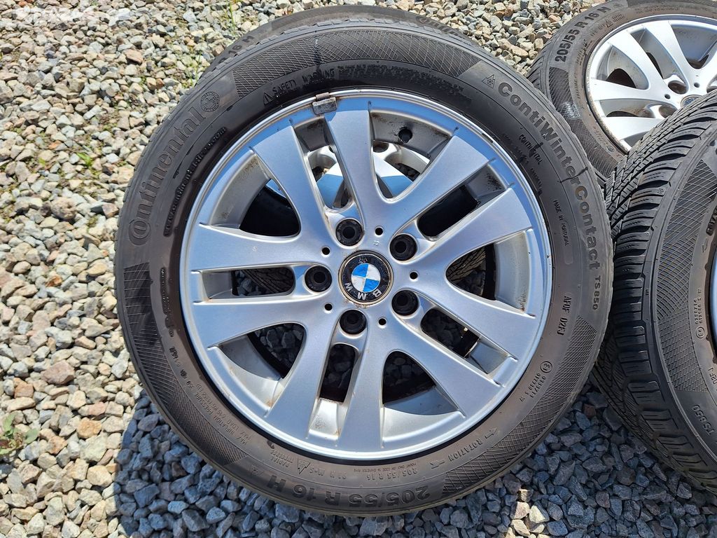 BMW alu kola 16" včetně zimních pneu