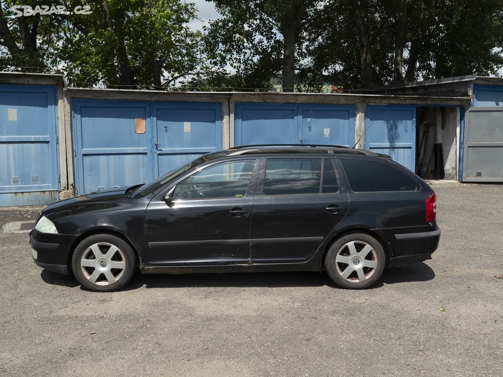 Škoda Octavia 2 - 2.0 TDI DSG - bez STK