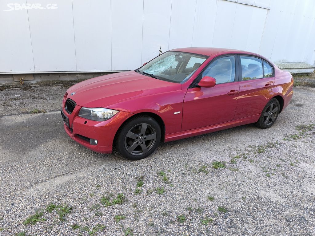 Bmw e90 320i 125kw veškeré náhradní díly z vozu