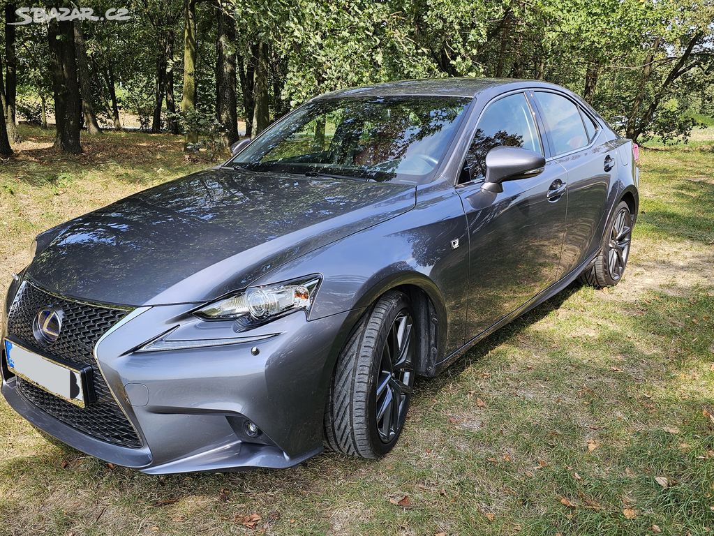 Lexus IS 300h f-sport 164kw