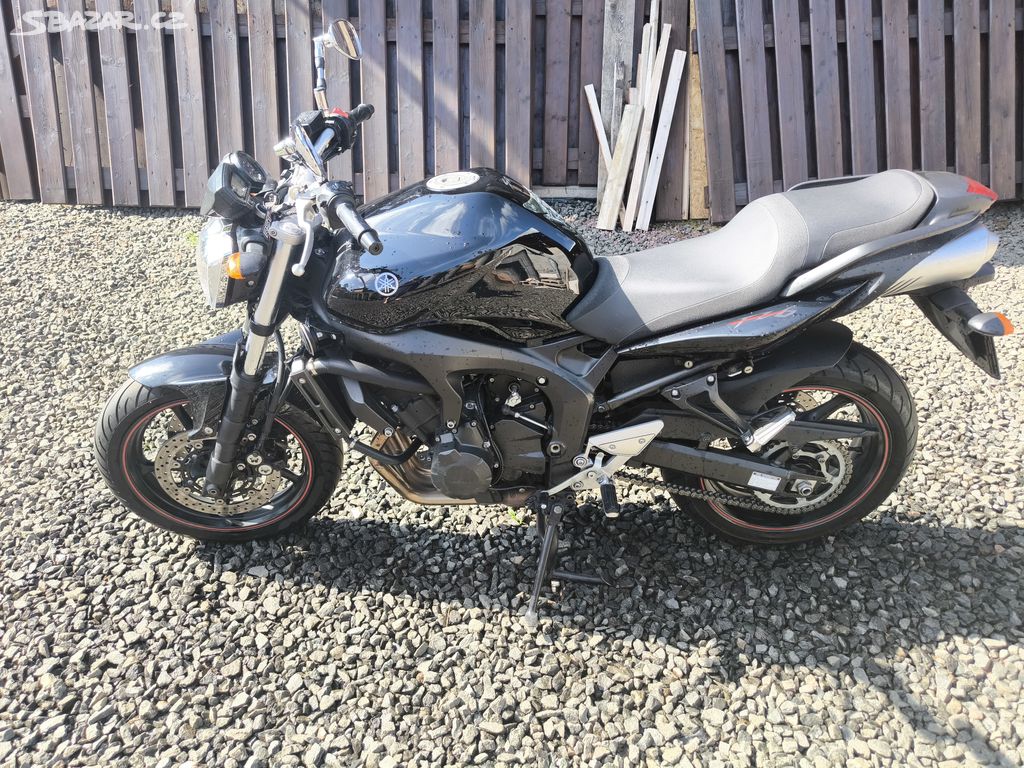 Yamaha FZ6 S2