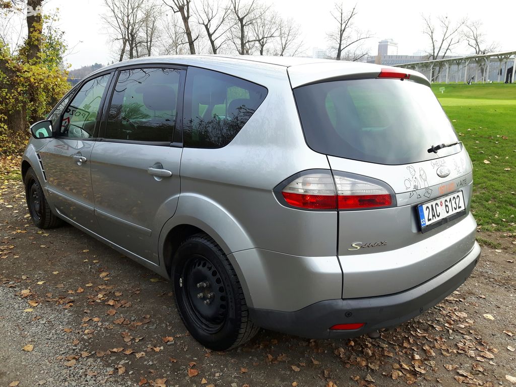 Ford S-MAX 2.0i 107Kw Titanium ,odp. DPH, 7 míst