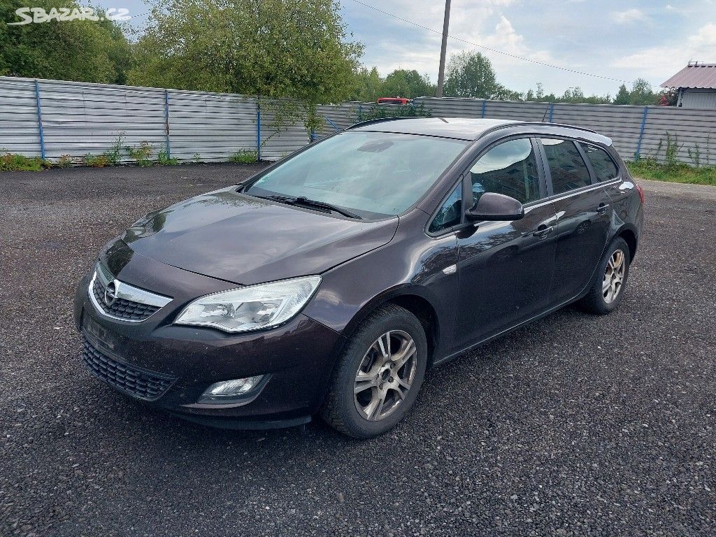 Opel astra J combi 1.7 cdti 92kw 9