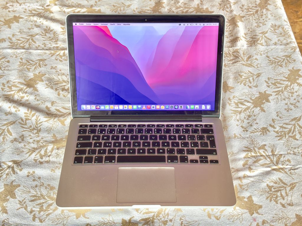 MacBook Pro (2015) 13,3