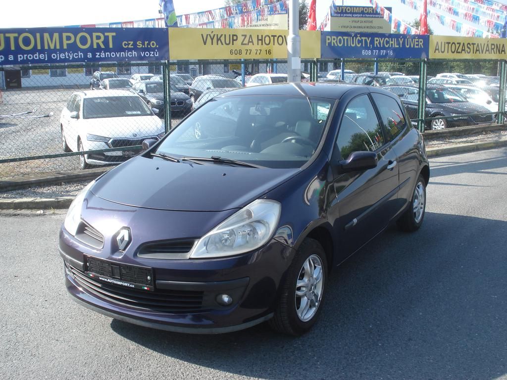 Renault Clio, 1.2 i ZADÁNO