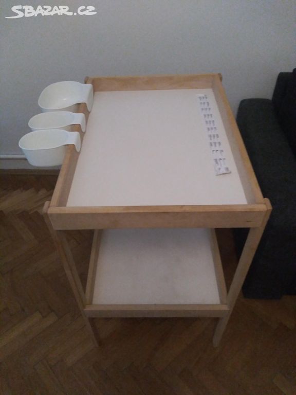 Přebalovací pult IKEA