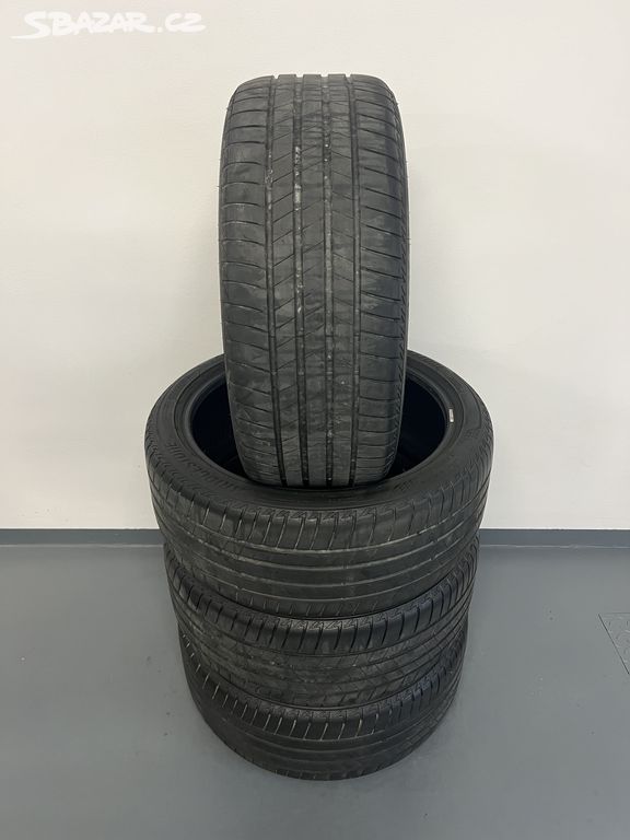 Letní pneumatiky 235/40/19, Bridgestone, DOT5020