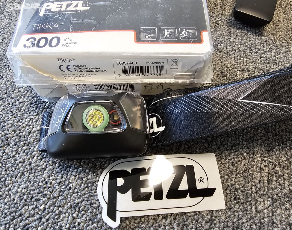 Čelovka Petzl Tikka 300 s bílým a červeným světlem