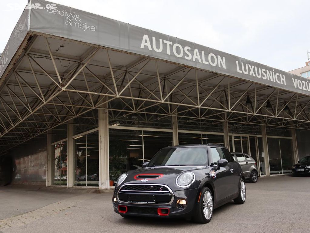 Mini Cooper S, 2.0 F56 141kW JCW PAKET