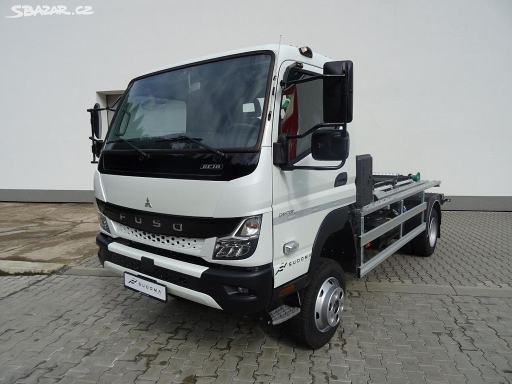 Mitsubishi, FUSO 4x4 s nosičem kontejnerů