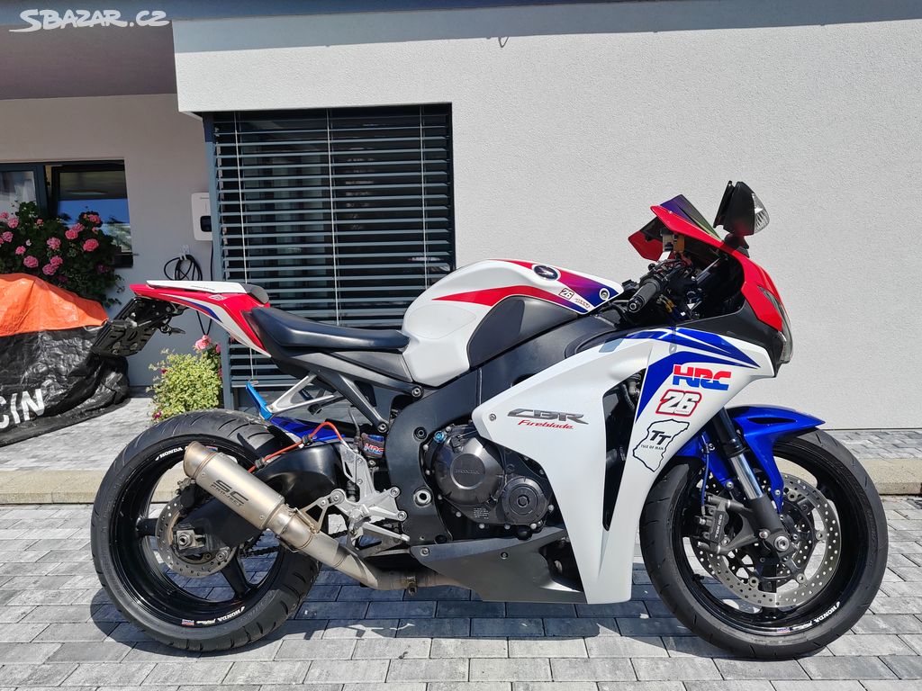 Honda cbr 1000 rr -super cena