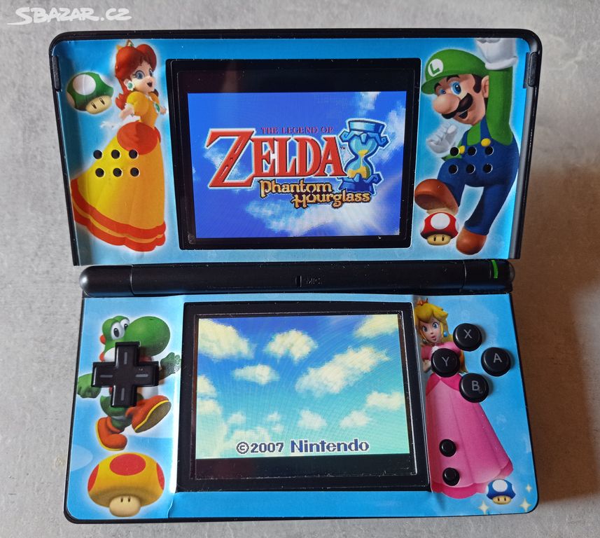 Nintendo DS Lite, konzole + hra + příslušenství