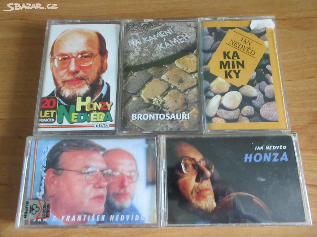 Nedvědi - CD a MC.