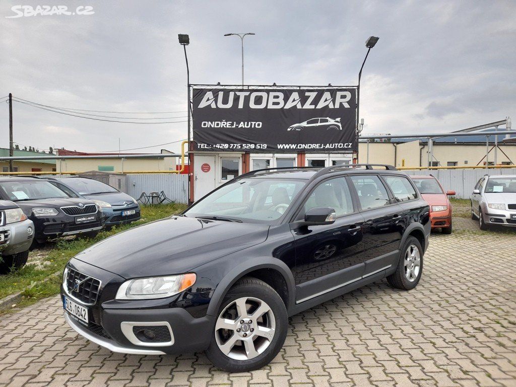 Volvo XC70, 4x4 2,4 136 KW BRZDY AC PNEU