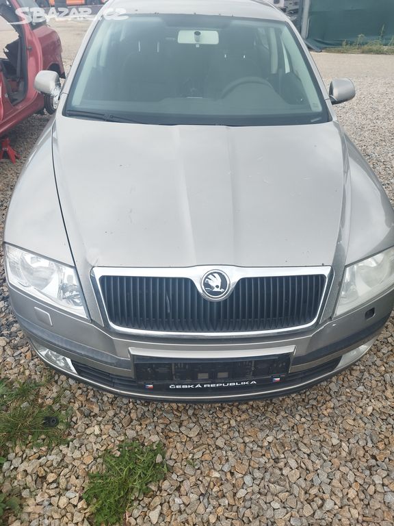 Rozprodám veškeré díly Škoda Octavia 2 1.6.FSI