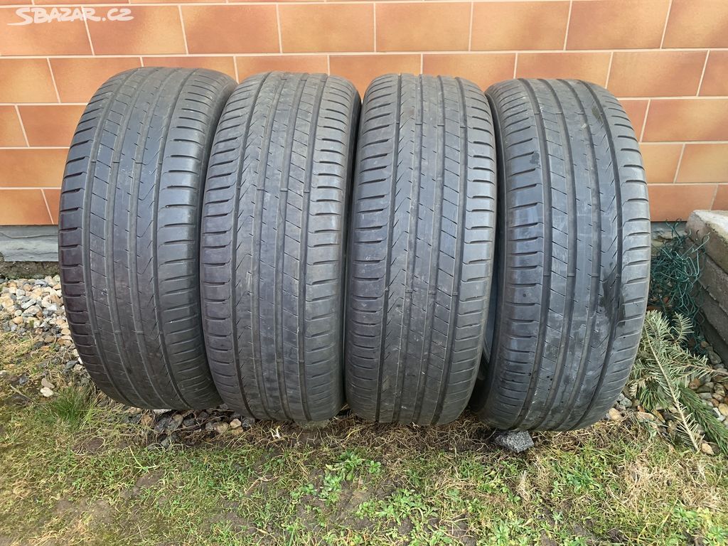 235/55 R18 Pirelli Scorpion letní pneu