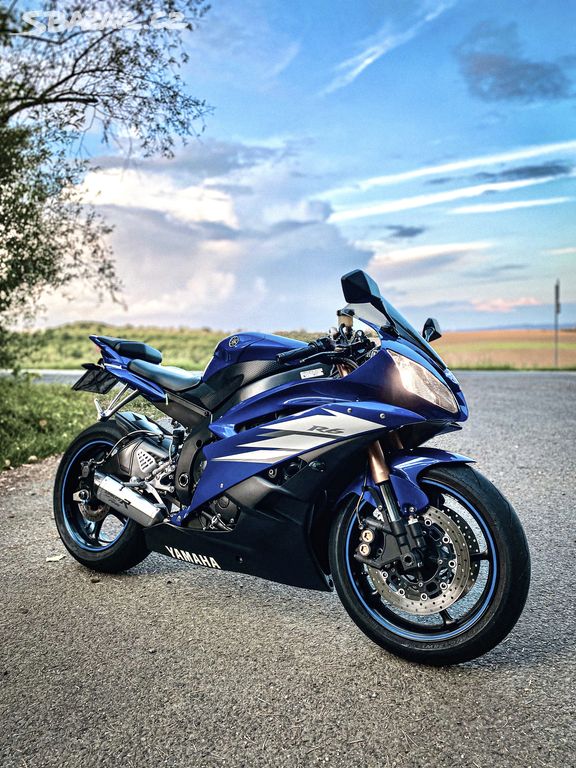 Yamaha R6