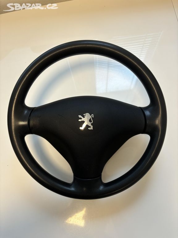 Volant Peugeot 107