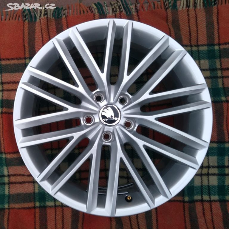 PRODÁM ALU KOLA 18" 5X112 ET45 VHODNÁ PRO ŠKODA