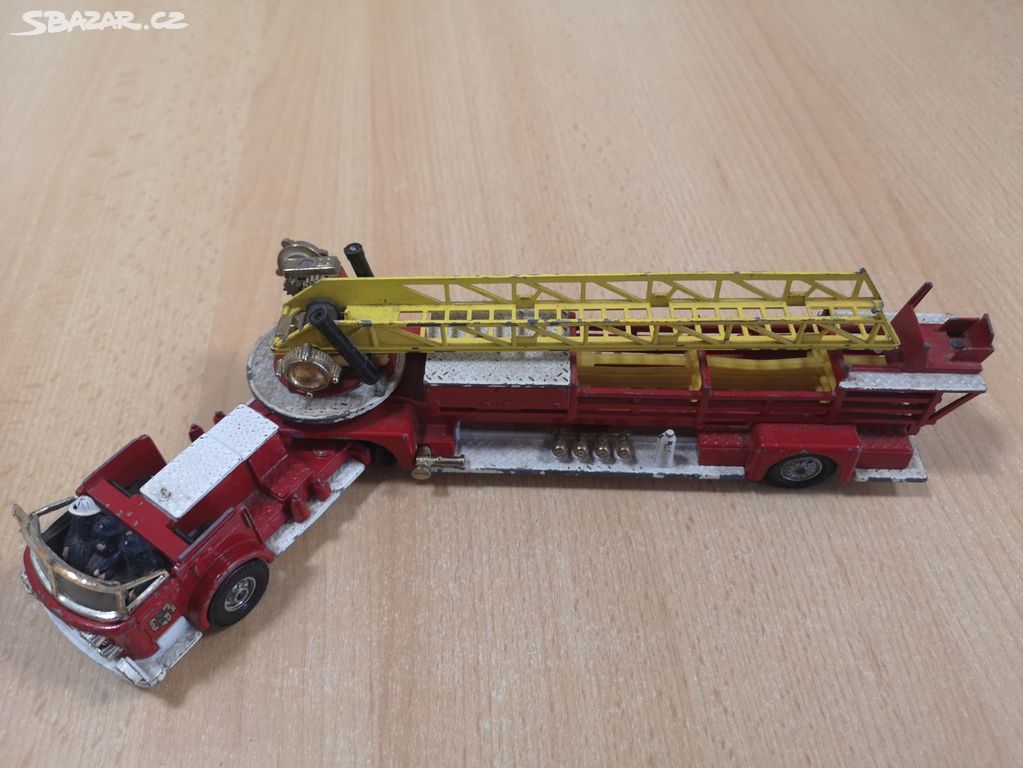 Corgi major toys discount aerial rescue truck