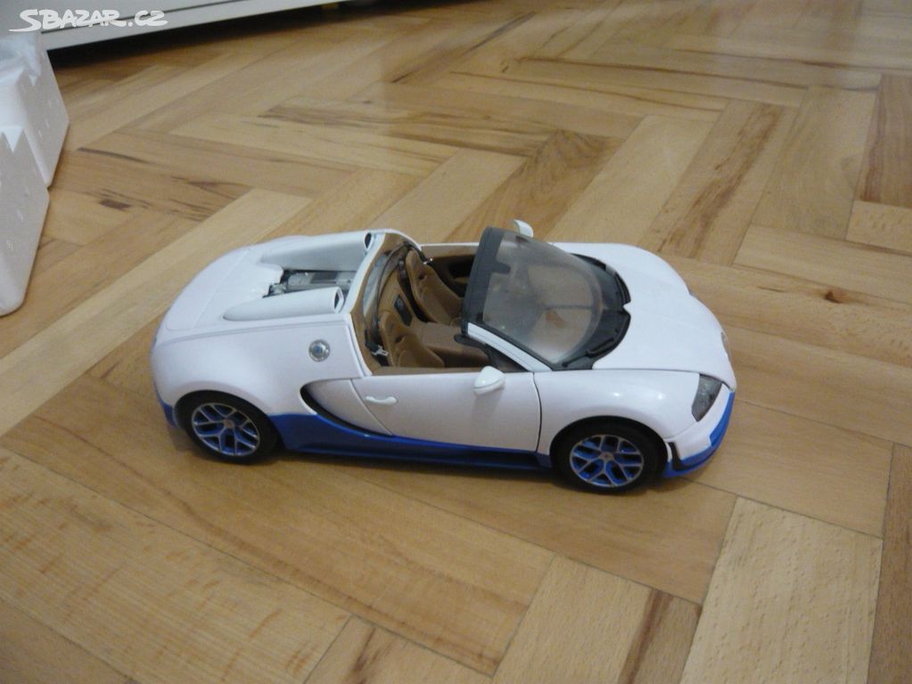 Bugatti Veyron 16.4 Grand Sport Vitesse 1:18