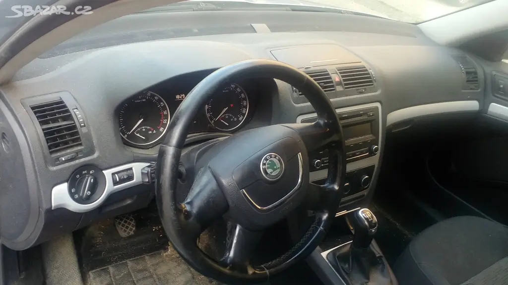 Škoda Octavia combi 1.6 TDI 77kW Elegance Facelift - fotka 2