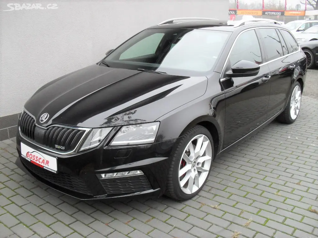 Škoda Octavia RS 2,0TDI 4x4 DSG LED Panorama -DPH-