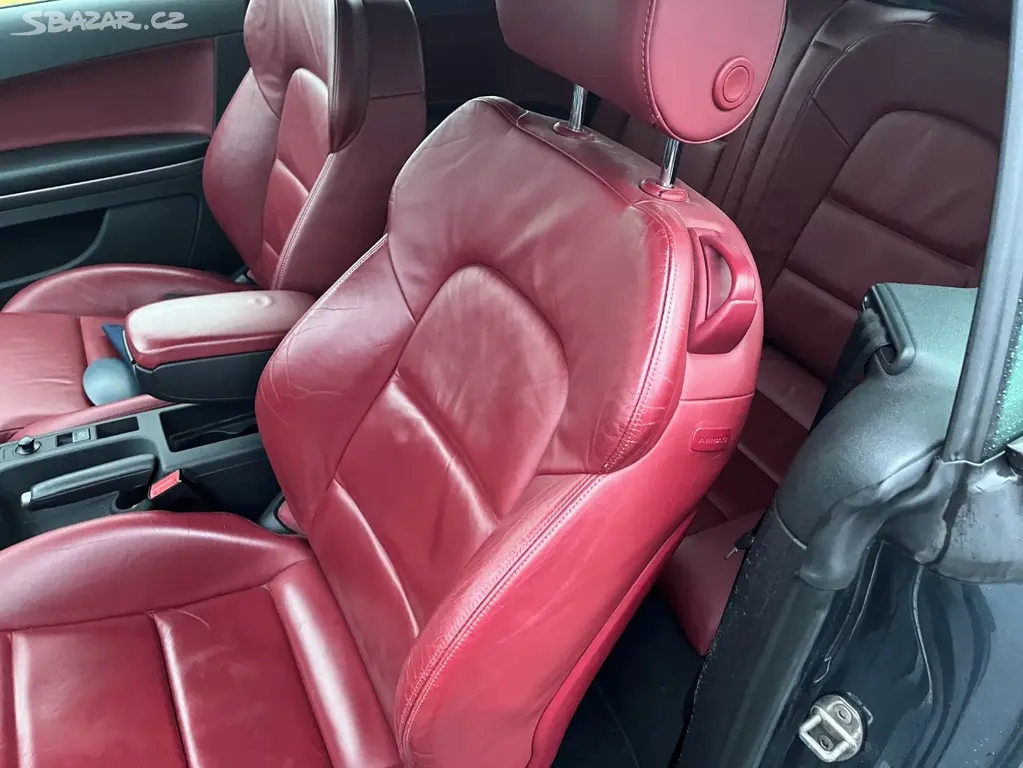Audi A3 1.8TFSi 118kW cabrio červená kůže - fotka 4